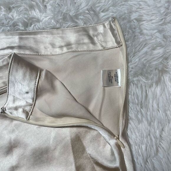 Skies Are Blue Womens Skirt Size 2X Satin Midi Beige Stretchy - Picture 5 of 10